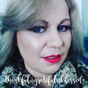 Meet your Posher, Janet